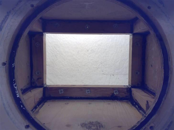 Glasfiber guide (anlæg i Karman Ghia) - Fuger alle samlinger for at være 110% sikker.. hehe.. billede 51