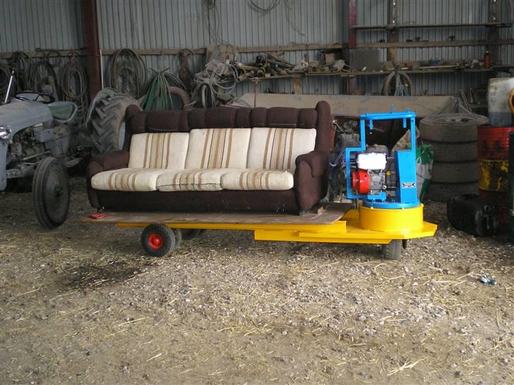 Selvkørende sofa - Påmonteret sofa -se hvor fin den er billede 9