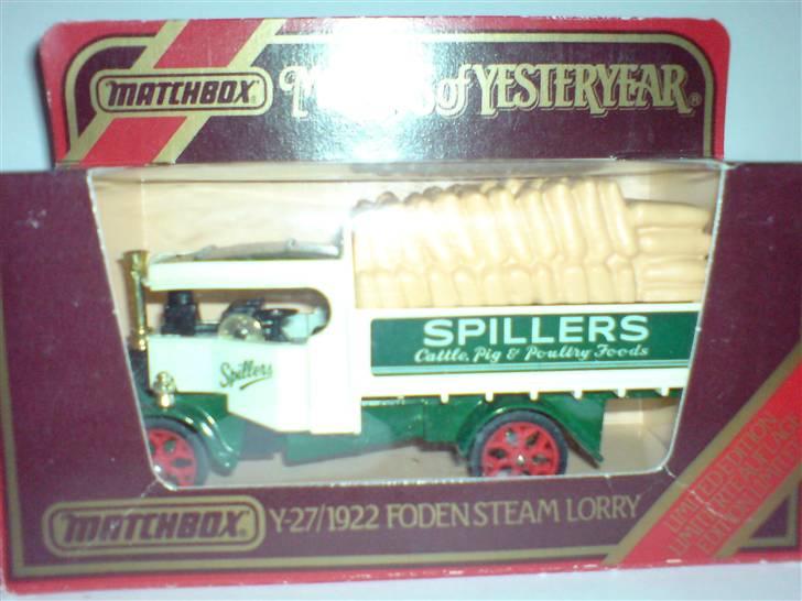 MODEL BILER i størrelse 1:43-1:24 og 1:18  - Matchbox 1922 Fodensteam Lorry 

Dette er nogle modelbiler jeg har fået af en ven i Canada, kender ikke så meget til denne serie af biler endnu. Ved dog der er en del samlere til dem...

Thanks for the Modelcars Mike ;-) billede 130