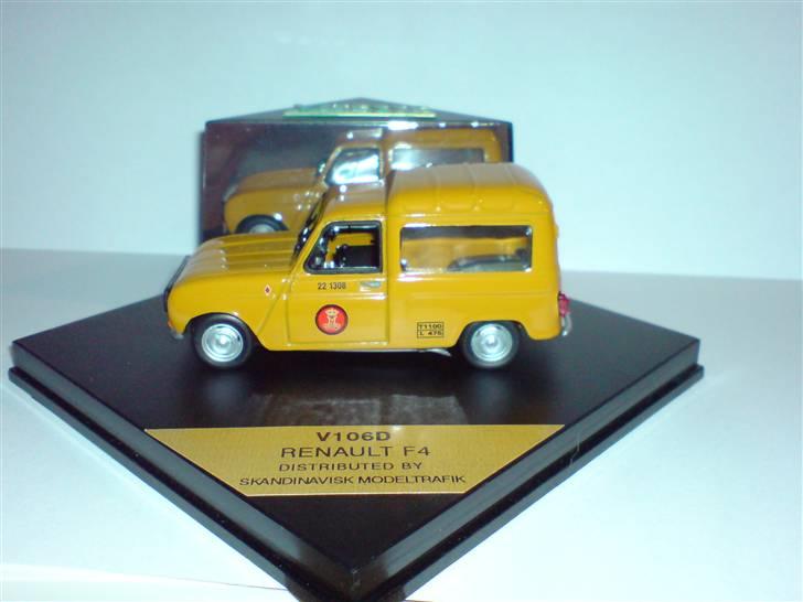 MODEL BILER i størrelse 1:43-1:24 og 1:18  - Renault F4

Det var sådan vores postbiler engang så ud ;-) billede 133