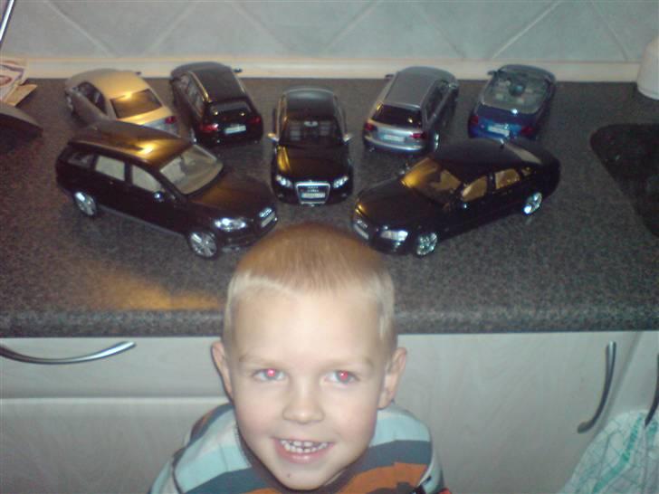 Audi modelbiler i 1:18 billede 1