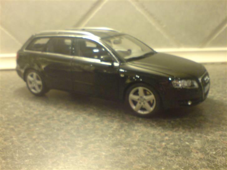 Audi modelbiler i 1:18 billede 15