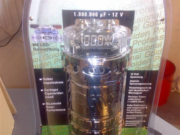 Anlæg i bagagerum - 1.0F
der er blå dioder i toppen. billede 4