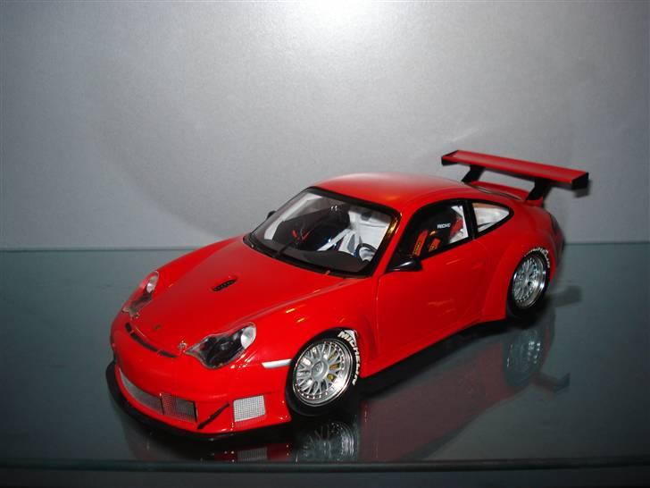 Modelbiler 1:18 1:43 1:87 m.m. - Porsche 996 GT3 RSR. billede 10