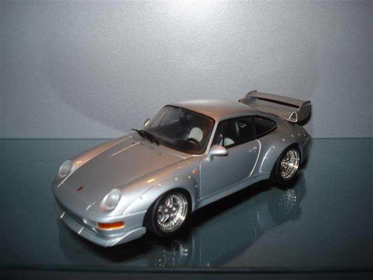 Modelbiler 1:18 1:43 1:87 m.m. - Porsche 993 GT 2. billede 11