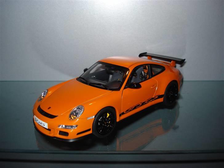 Modelbiler 1:18 1:43 1:87 m.m. - Porsche 997 GT3 RS. billede 12