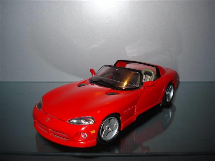 Modelbiler 1:18 1:43 1:87 m.m. - Dodge Viper. billede 21