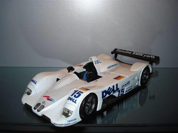 Modelbiler 1:18 1:43 1:87 m.m. - BMW V12 LMP. billede 26