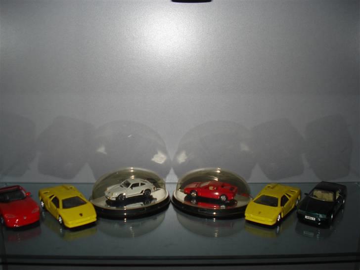 Modelbiler 1:18 1:43 1:87 m.m. - Div. biler i størrelsen 1:87 og 1:43. billede 55