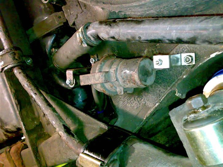 Golf 1 2000E/16V Oettinger projekt - Benzin accomulatoren er på plads billede 41