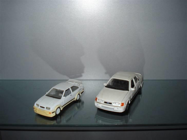 Modelbiler 1:18 1:43 1:87 m.m. - En Sierra Cosworth RS 3-dørs og en Sierra Cosworth RS sedan 2wd  i størrelsen 1:43 og 1:25 billede 62
