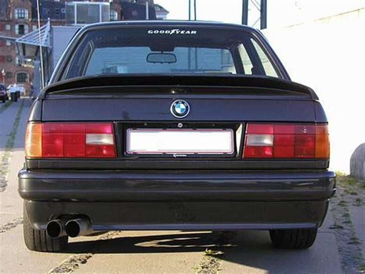 Min gamle BMW - Lav og bred røv billede 2