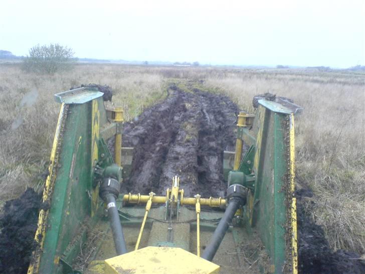 Lidt billeder fra mit arbejde - Ja det er ikke altid det er lige tør der vor vi kør og slør brak folk di har det med at det altid skal være ude i en mose hul det skal være billede 25