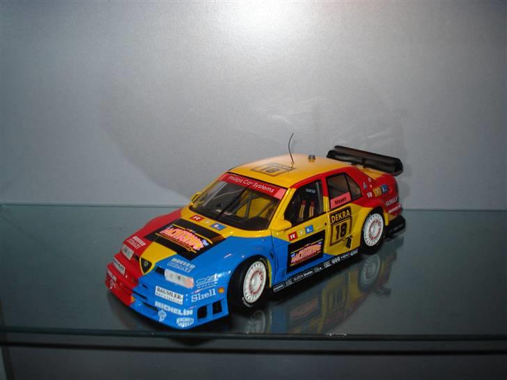 Modelbiler 1:18 1:43 1:87 m.m. - Alfa Romeo 155 V6 TI DTM. Køre : Kris Nissen. billede 68