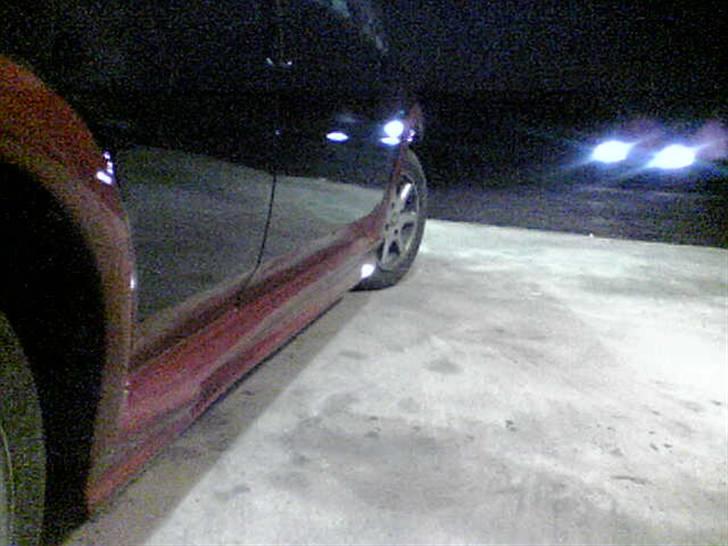 106 XS bygget om ;) - Bilen hentet fra maler, skal til at samles. billede 27