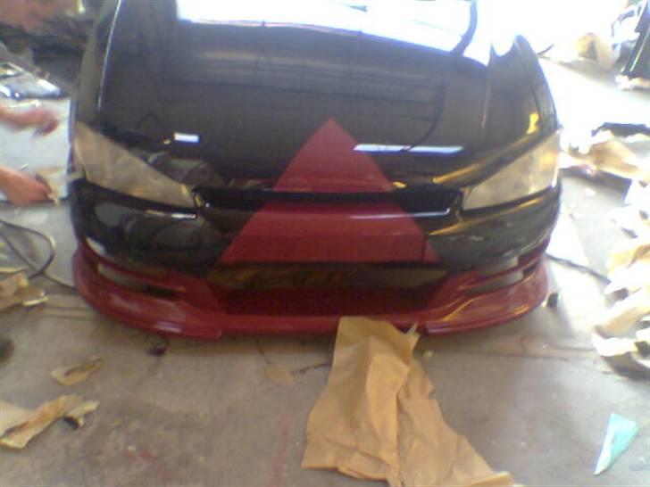 106 XS bygget om ;) - Oppe hos maleren, inden polering. billede 29