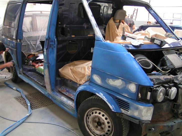 T4 projekt. - Et ordentlig stykke slibe arbejde med sådan en stor bil billede 12