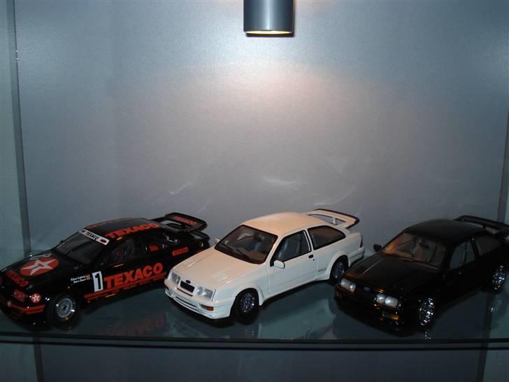 Modelbiler 1:18 1:43 1:87 m.m. - 3 X Ford Sierra Cosworth 3-dørs . billede 71