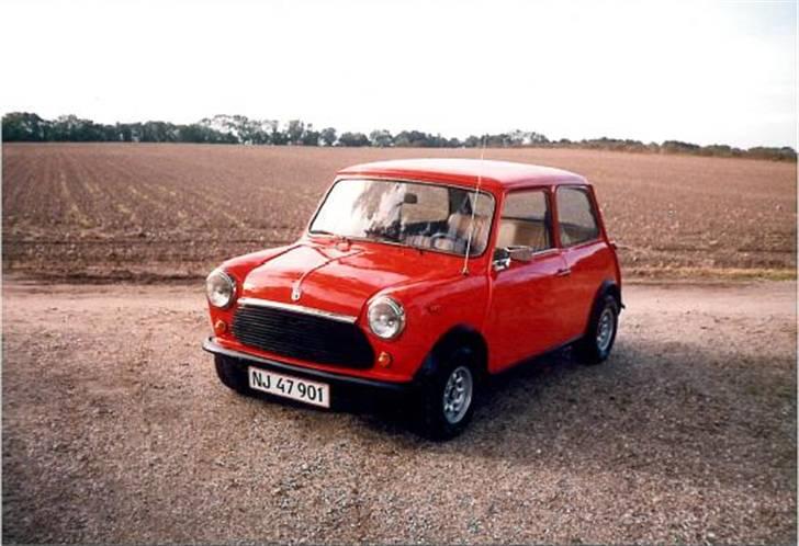 Fra min første bil til nu - Min anden bil Moris mascot 850 fra 77
Fælgene er fra den tidligere. billede 2