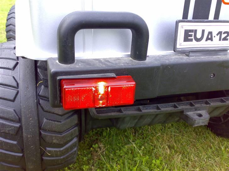 Gejlet El-bil til ungerne - De eftermonterede lygter .. billede 4