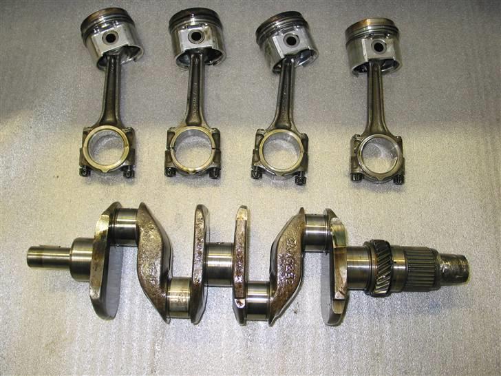 MG Metro 1275 motor - De 1700 km gamle stempler.
Krumtappen som er refunderet. billede 8