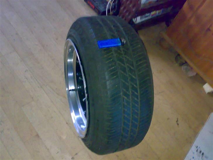 Tysker Fælge samlingen - Ats 8X13 et1 med 165/55-13 (det skulle gas til at få den på) billede 27