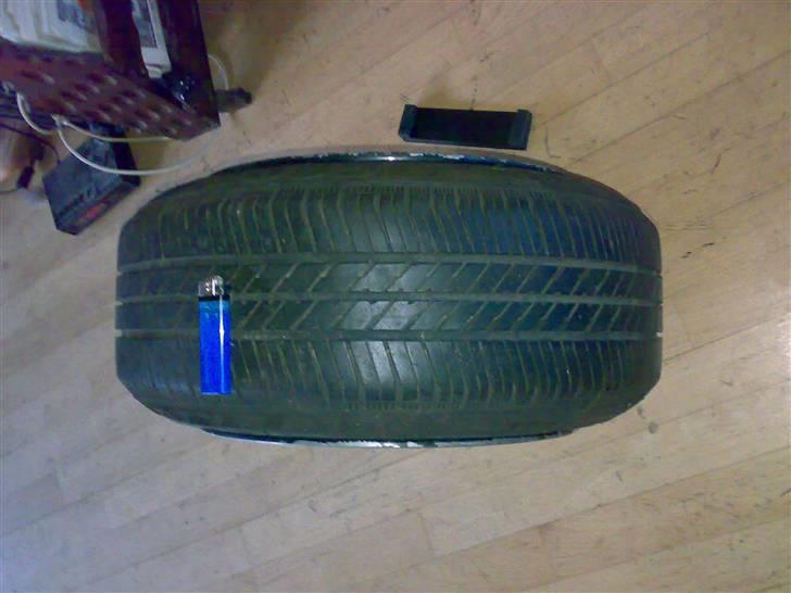 Tysker Fælge samlingen - Ats 8X13 et1 med 165/55-13 (det skulle gas til at få den på) billede 28