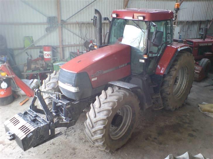 Billeder af den nye og gammel traktor billede 7