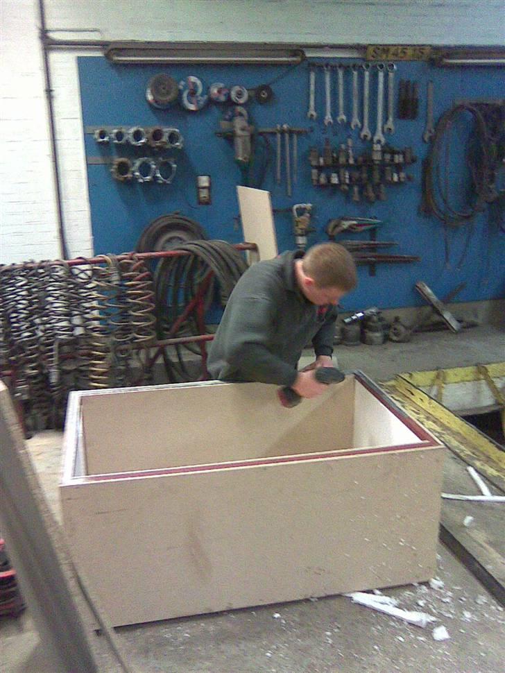 En vogn med plads til øl og anlæg den bliver fed billede 2