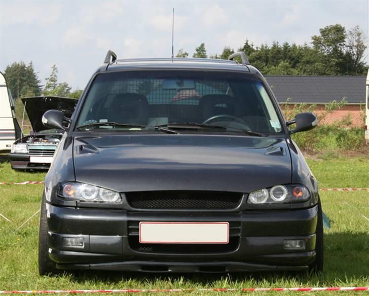 Min "gamle"Astra F C20XE Irmscher Caravan - Her med gammel model GSi forkofanger på billede 14