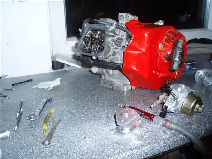 Tuning af honda gx160 - Igang med det sidste tilpasning. billede 4