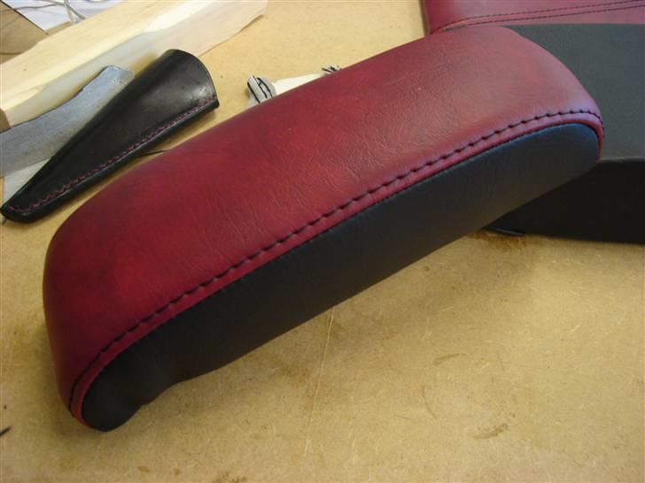 Gammeldags dørside - Håndtaget igen igen, her er det blevet betrukket billede 19