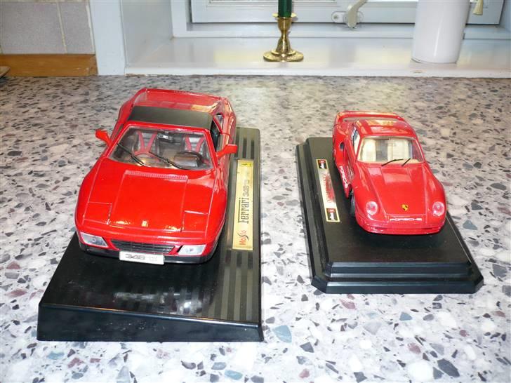 Modelbiler (Porsche og Ferrari) billede 2