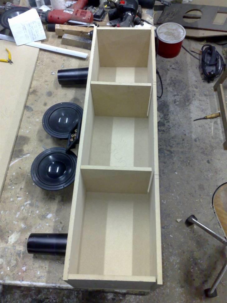 Bandpass Sub med 6" peerless - Det ene kammer billede 10