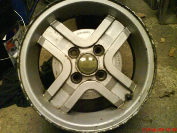 Abarth fælge til maluch  - De trænger til en kærlig hånd. billede 2