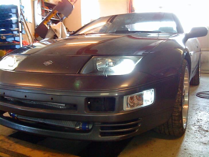 Renovering af 300ZX Twin Turbo "Tykke Bertha" - Satte lidt Xenon på, kun 5000k, skal bruge lys og ikke bling bling. billede 18