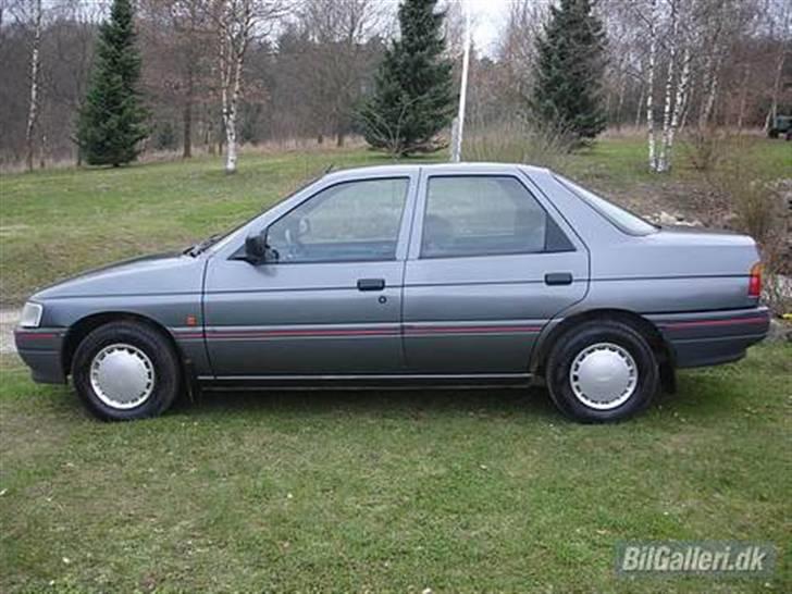 Ford Orion 1.6 CVH... Min første bil, der kunne køre...  billede 4