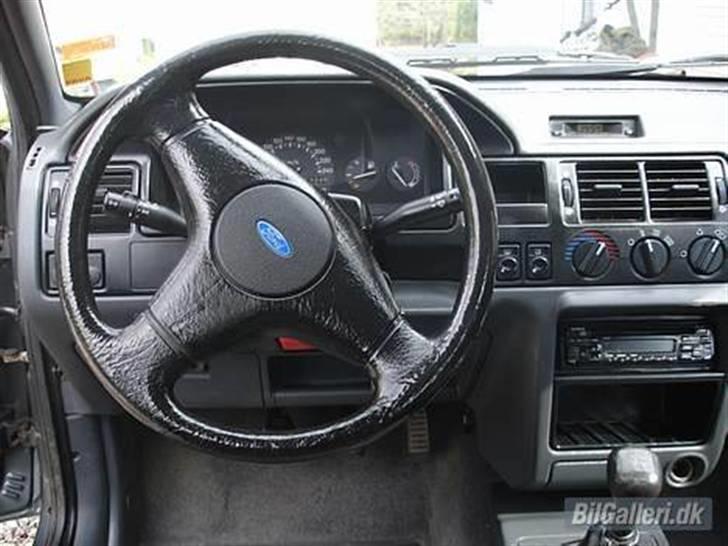 Ford Orion 1.6 CVH... Min første bil, der kunne køre...  billede 12