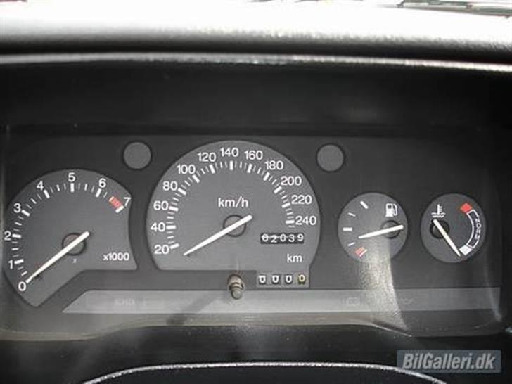 Ford Orion 1.6 CVH... Min første bil, der kunne køre...  billede 13