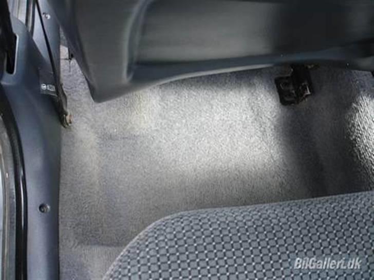 Ford Orion 1.6 CVH... Min første bil, der kunne køre...  billede 16