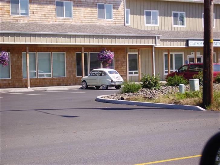 Lidt billeder fra en bilautists USA rejser! - Nææ en Fiat 600! Sådan en havde jeg sgu ikke regnet med at møde i USA! - Havde i?
Set på vejen mellem Astoria og Cannon Beach, ved Stillehavet, Oregon. billede 8