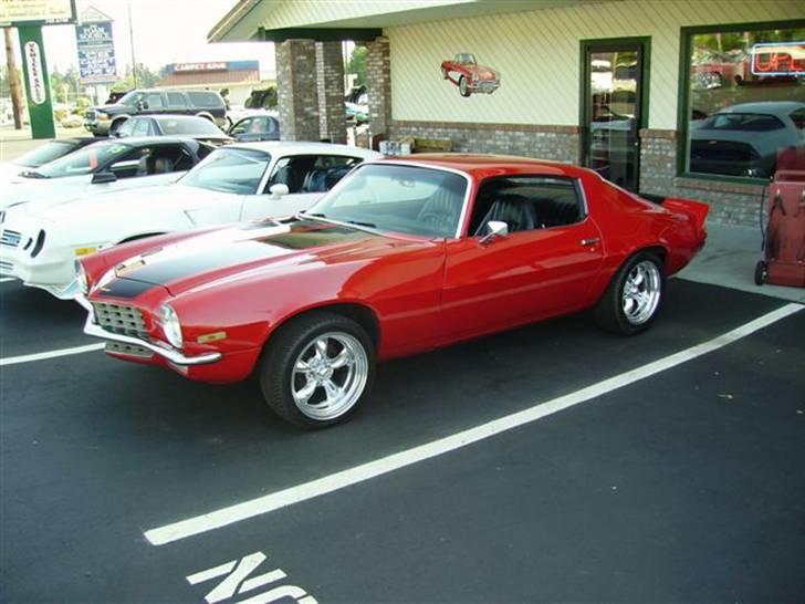 Lidt billeder fra en bilautists USA rejser! - Uhh! Den RIGTIGE Camaro iflg Niels MC ;-) Meen en 67-69 kunne også gå an.......... billede 44