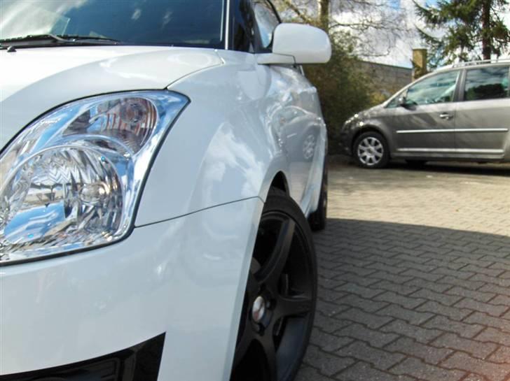 Suzuki swift 1.3 hvid billede 4