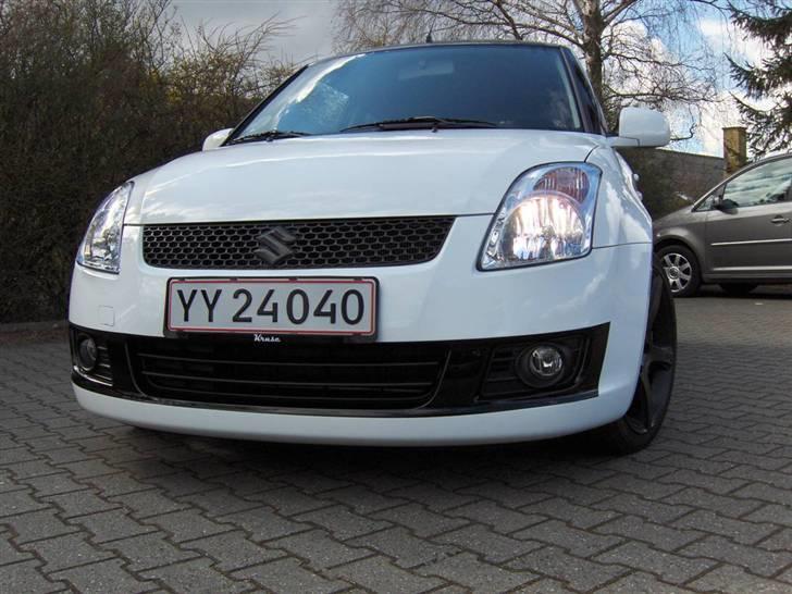 Suzuki swift 1.3 hvid billede 7