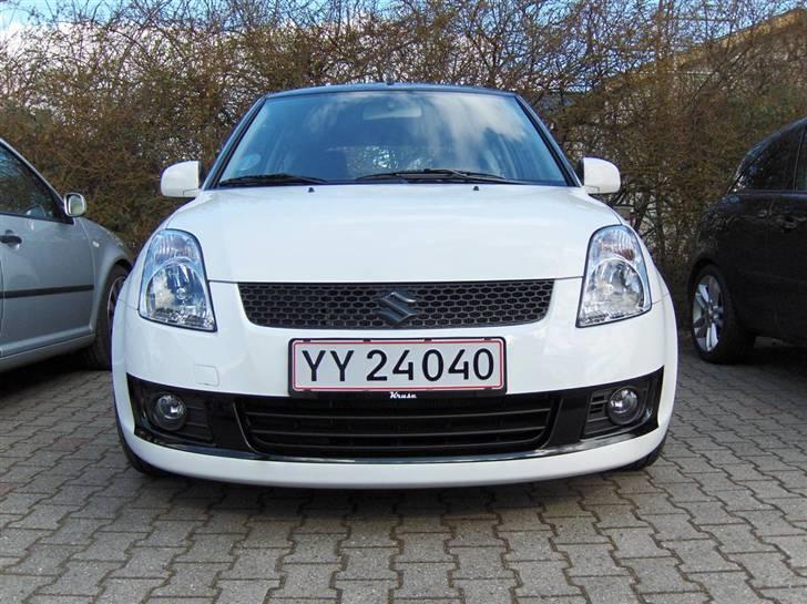 Suzuki swift 1.3 hvid billede 10