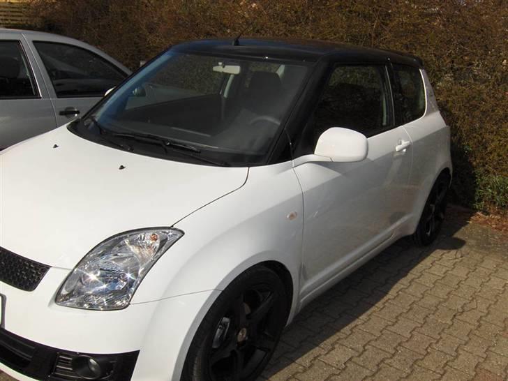 Suzuki swift 1.3 hvid billede 14