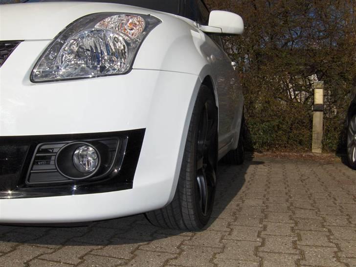 Suzuki swift 1.3 hvid billede 18