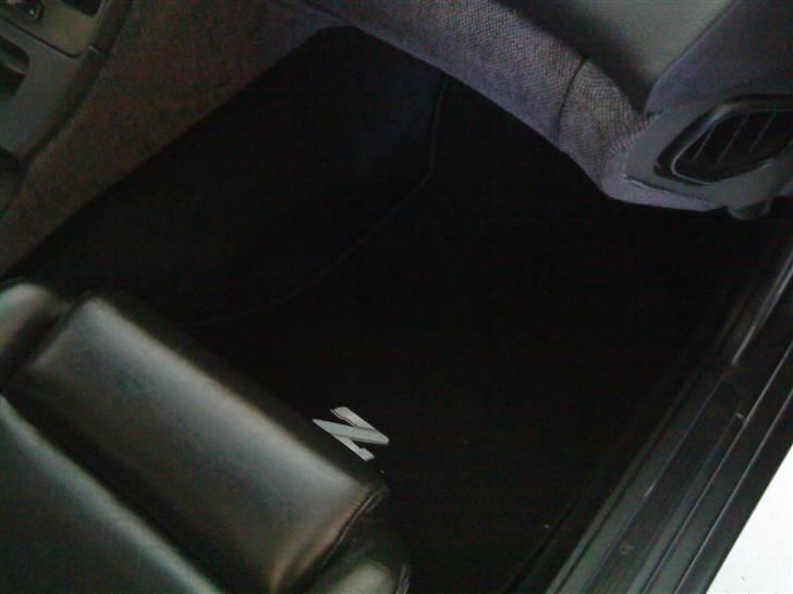 Renovering af 300ZX Twin Turbo "Tykke Bertha" - De nye bundmåtter. billede 24