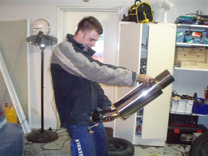 Montering af HKS udstødning på Toyota Supra MKIII ! (Billeder) - Hahahahah ! billede 5