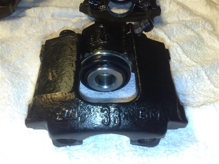 Sandblæsning og lakering af Bremsekalibre. billede 13